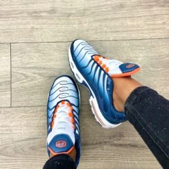 9067 - NAVY & ORANGE