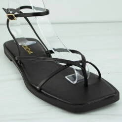 Scoter Womens Thin Strappy Buckled Sandals