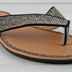 Forever Fannie 101 Womens Rhinestone Embellished Flat Sandals