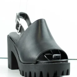 Harlem 1 Womens Peep Toe Wide Band Ankle Strap Sandals