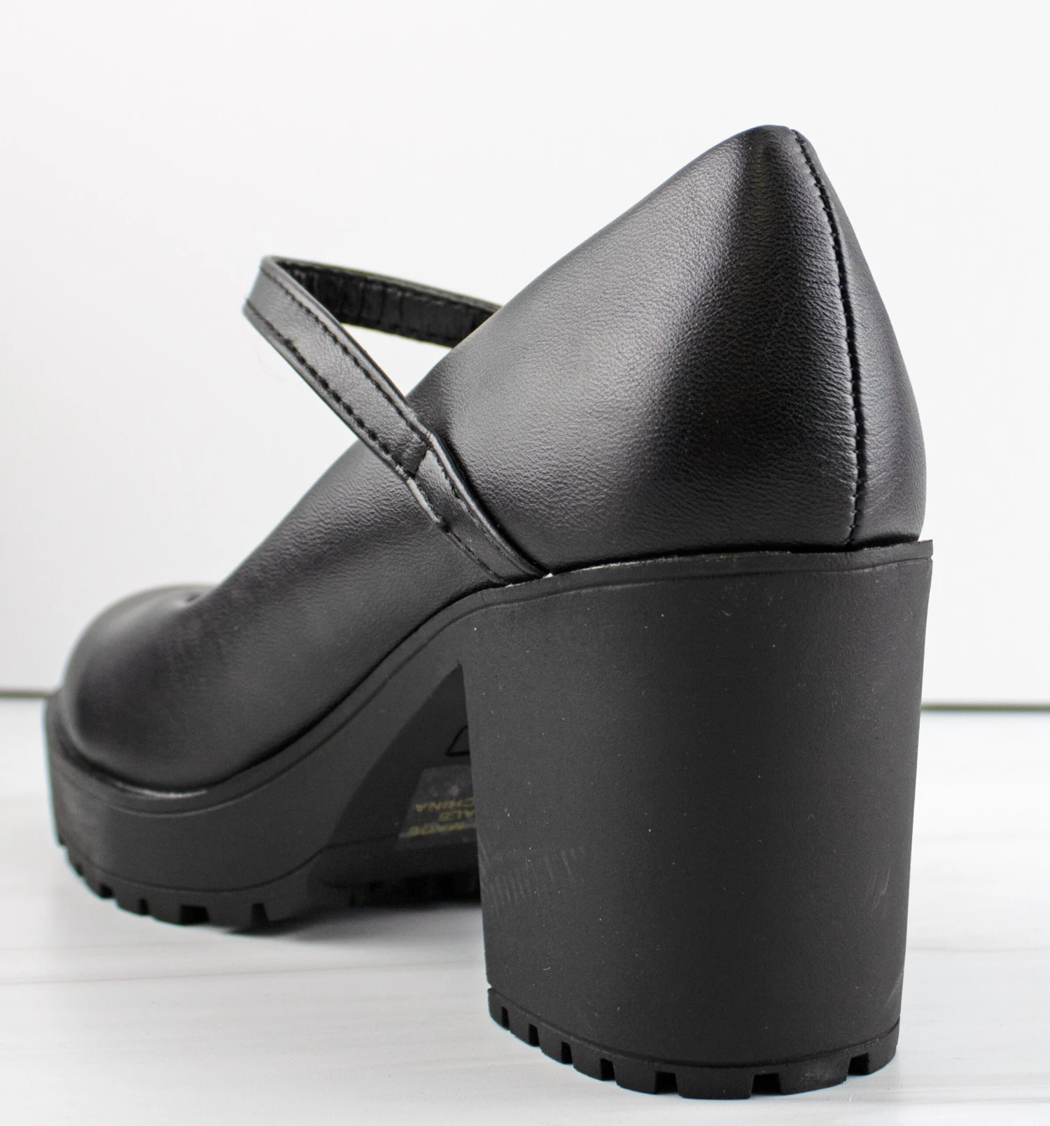 Reef 22 Women's Closed Toe Platform Mary Jane Heels 3 Reef 22 Women's Closed Toe Platform Mary Jane Heels - Image 3