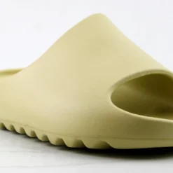 Playoff Womens Casual Horizontal Grooved Outsole Slides