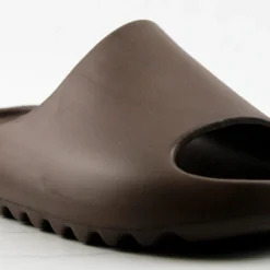 Playoff Womens Casual Horizontal Grooved Outsole Slides -sbwshoes shop PlayoffBrown 1