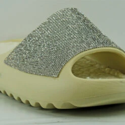 PlayoffD Women's Rhinestone Horizontal Grooved Outsole Slides -sbwshoes shop PlayoffdIvory