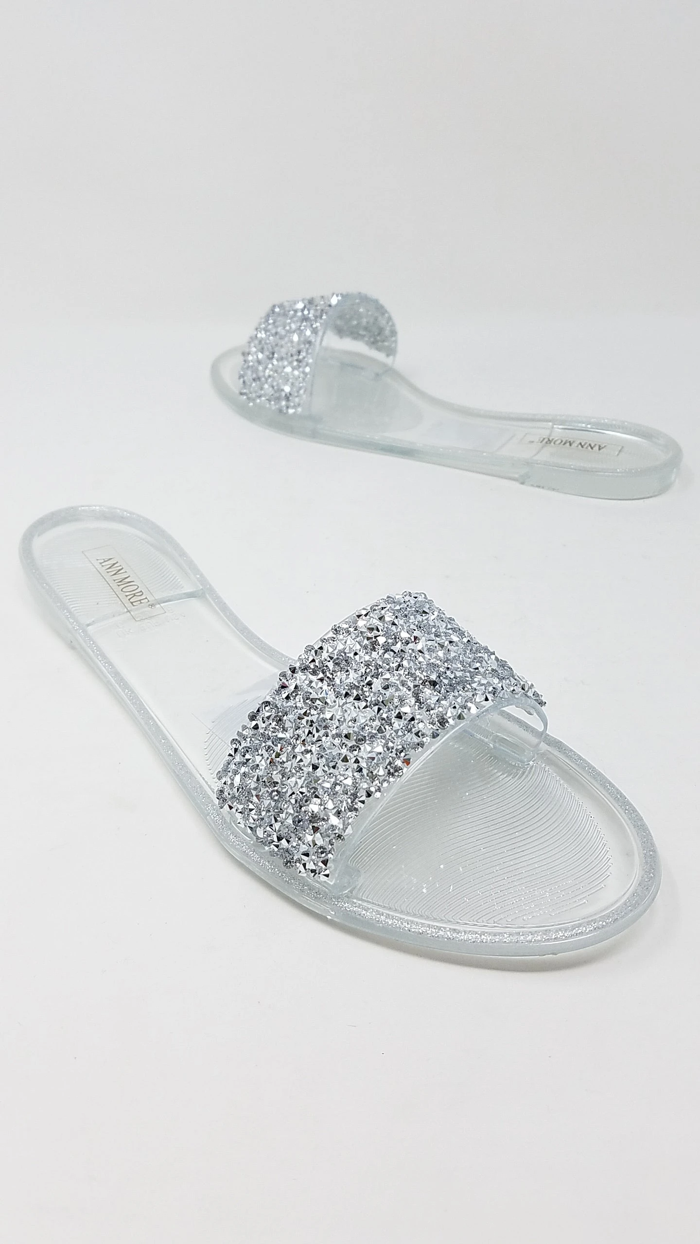 REGINA - CLEAR 1 REGINA - CLEAR