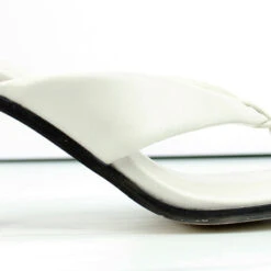 Bamboo Revive 01 Womens Pyramid Heel ThongSandals -sbwshoes shop Revive01 1 314a808b 5890 4827 94b4 8363f2533493