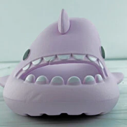 Women's Comfort LatestSlip Shark Slides