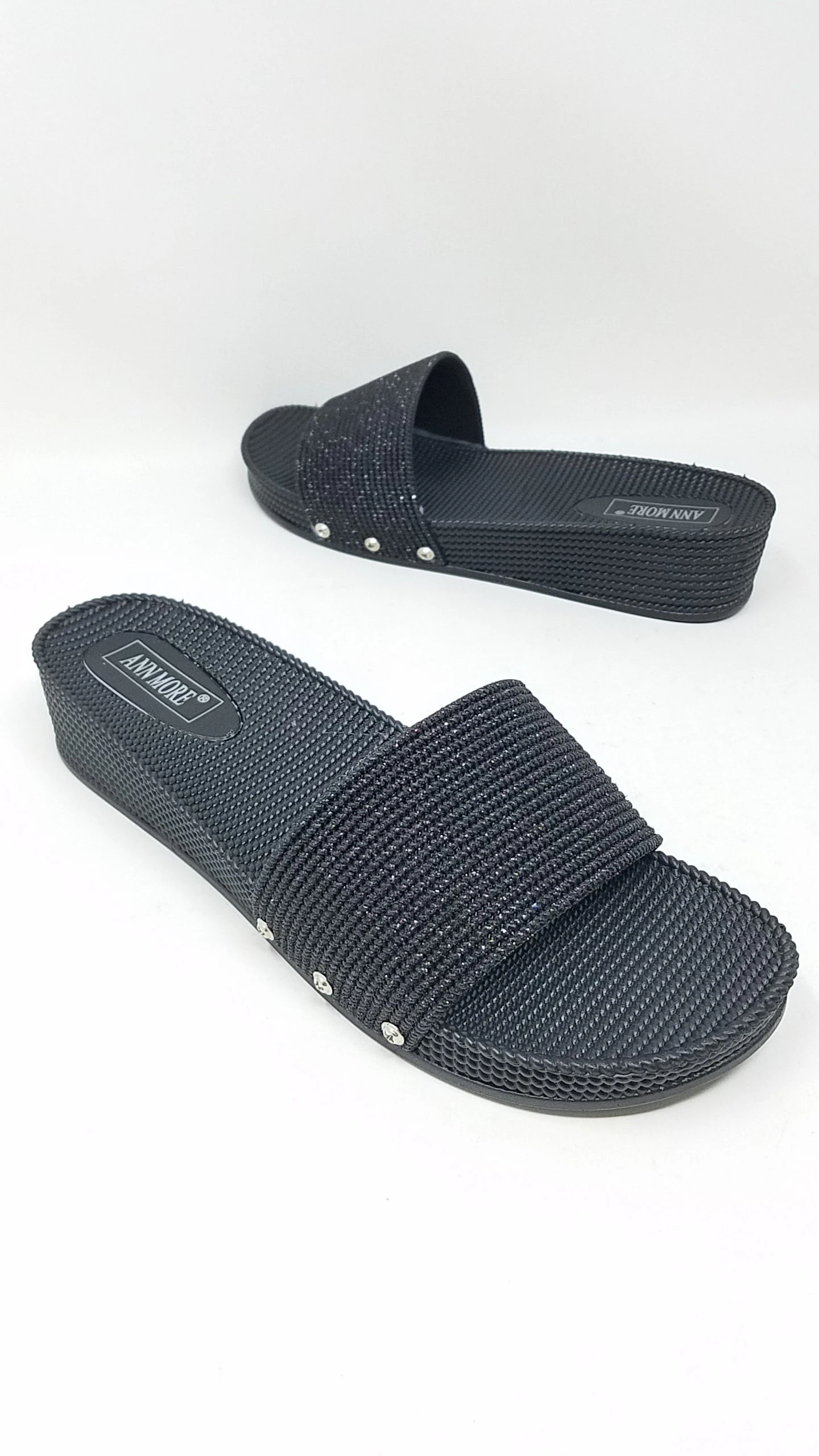 LYON - BLACK 1 LYON - BLACK