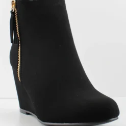 Forever Paola 71 Women's Zip Up Buckle Accent Wedged Ankle Booties