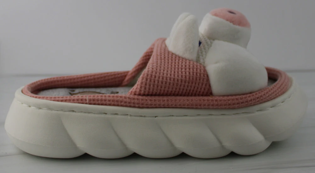 Unknown Cartoon Pig Soft Sole Platform Comfort Slides 2 Unknown Cartoon Pig Soft Sole Platform Comfort Slides - Image 2