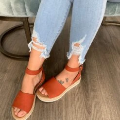 TOPIC - BURNT ORANGE