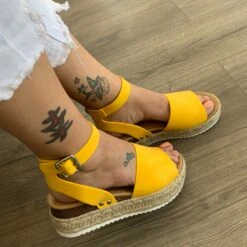 TOPIC - YELLOW -sbwshoes shop topic ylw2